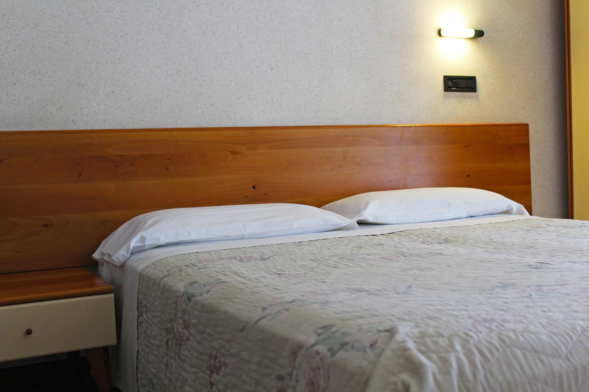 Hotel Saint Tropez Riccione Ngoại thất bức ảnh