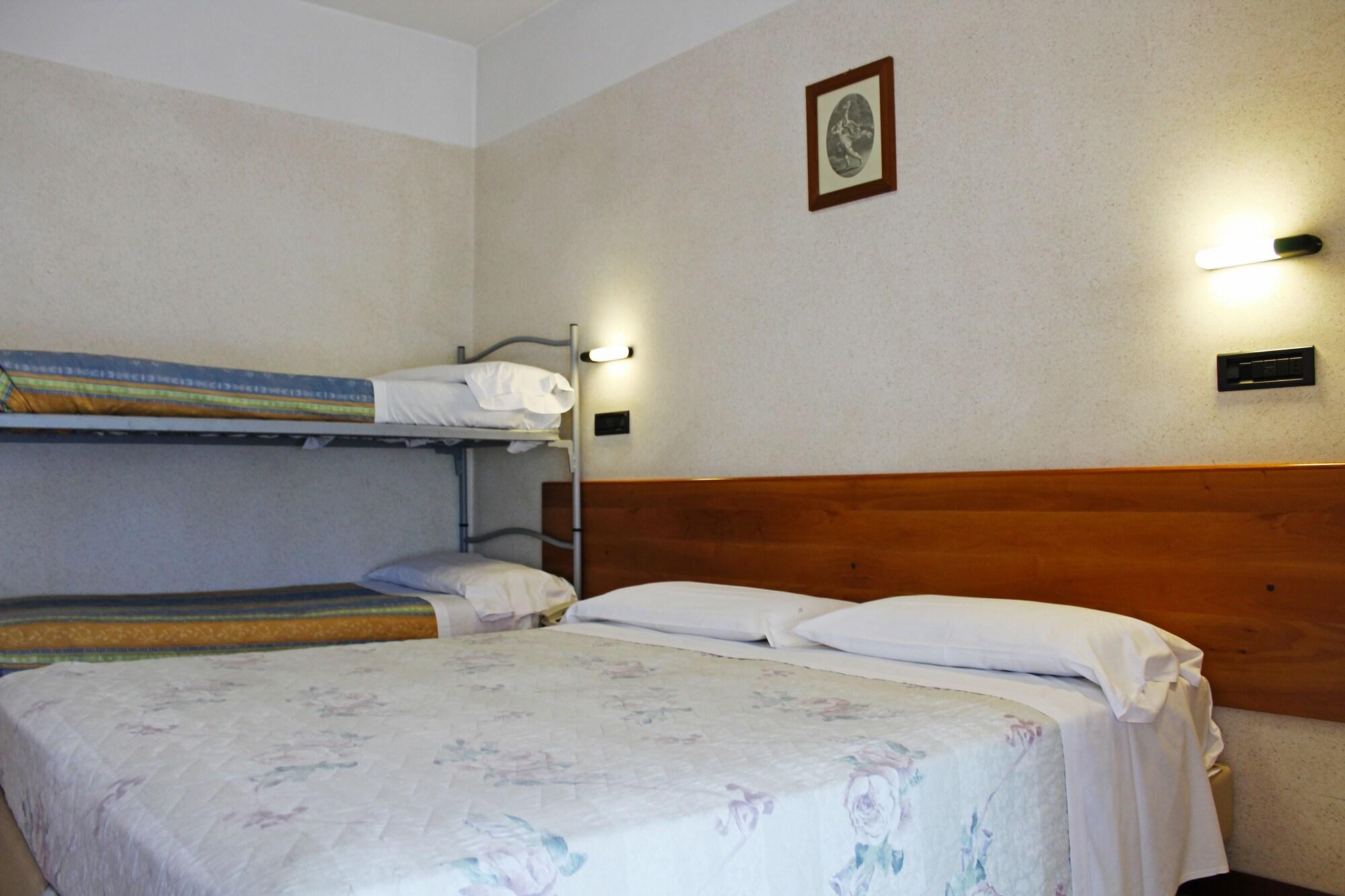 Hotel Saint Tropez Riccione Ngoại thất bức ảnh