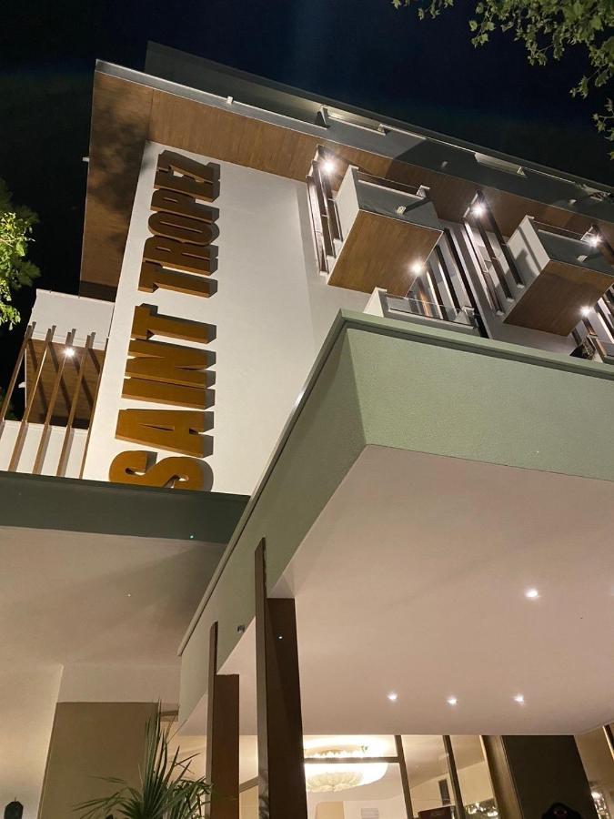 Hotel Saint Tropez Riccione Ngoại thất bức ảnh